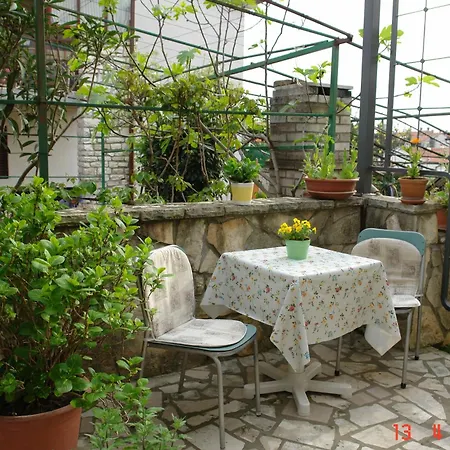 Mini Lera ,pazinska 7 * Poreč